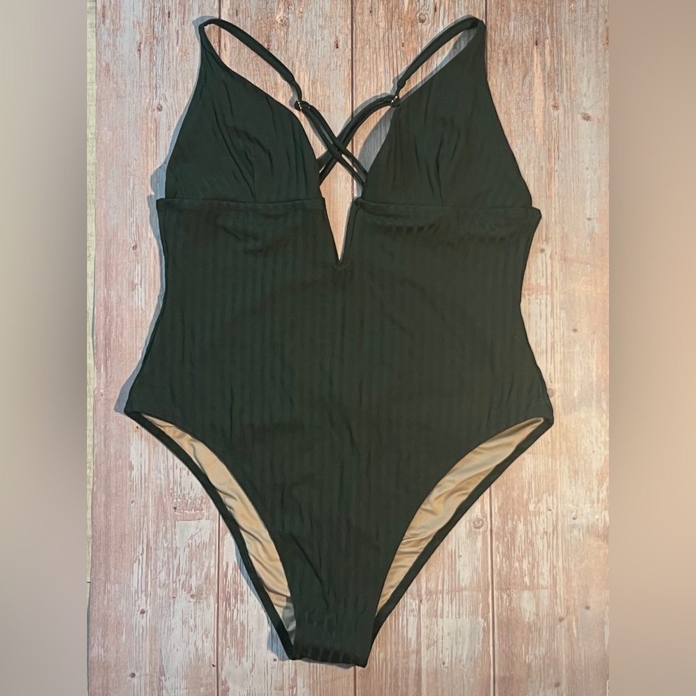 Shade & Shore onepiece swimsuit